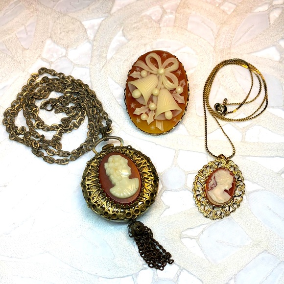 VNTG Heritage clock/pendant set - Picture 2 of 8